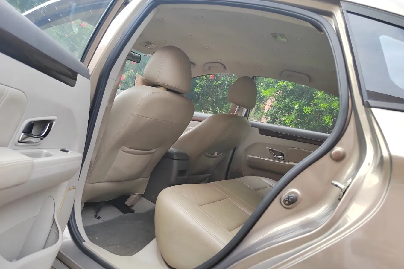 2014 DongFeng Forthing Joyear S50 1.5L 120HP L4 5MT,autocango,china used car exporter,china ev exporter,chinese used car exporter,chinese used ev exporter