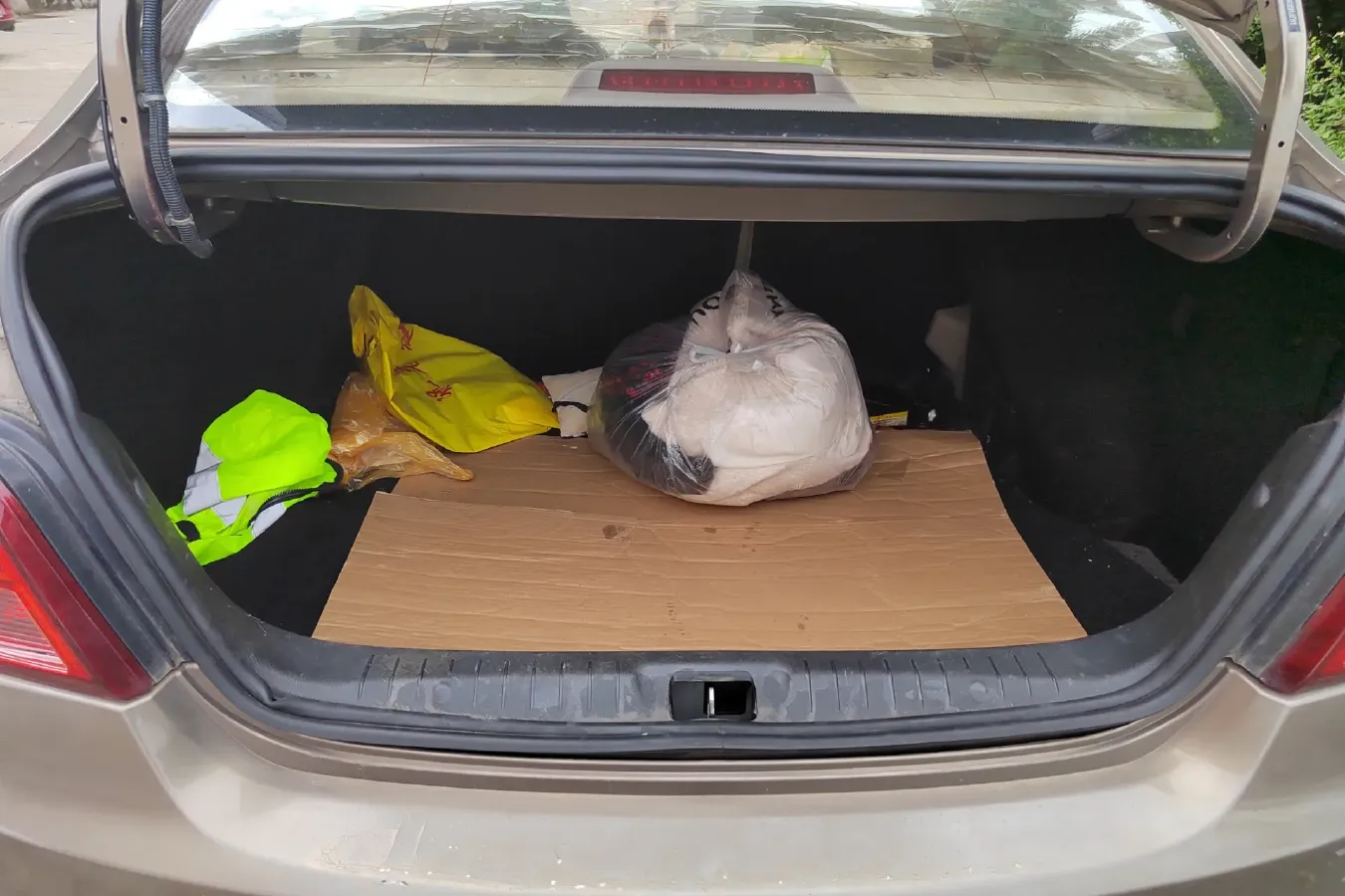 2014 DongFeng Forthing Joyear S50 1.5L 120HP L4 5MT,autocango,china used car exporter,china ev exporter,chinese used car exporter,chinese used ev exporter