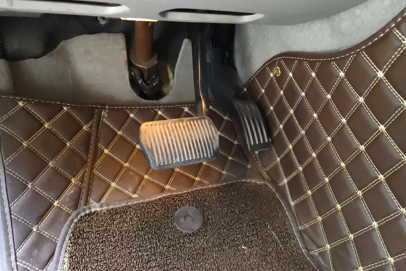 2011 Volvo S40 2.0L 141HP L4 6DCT,autocango,china used car exporter,china ev exporter,chinese used car exporter,chinese used ev exporter