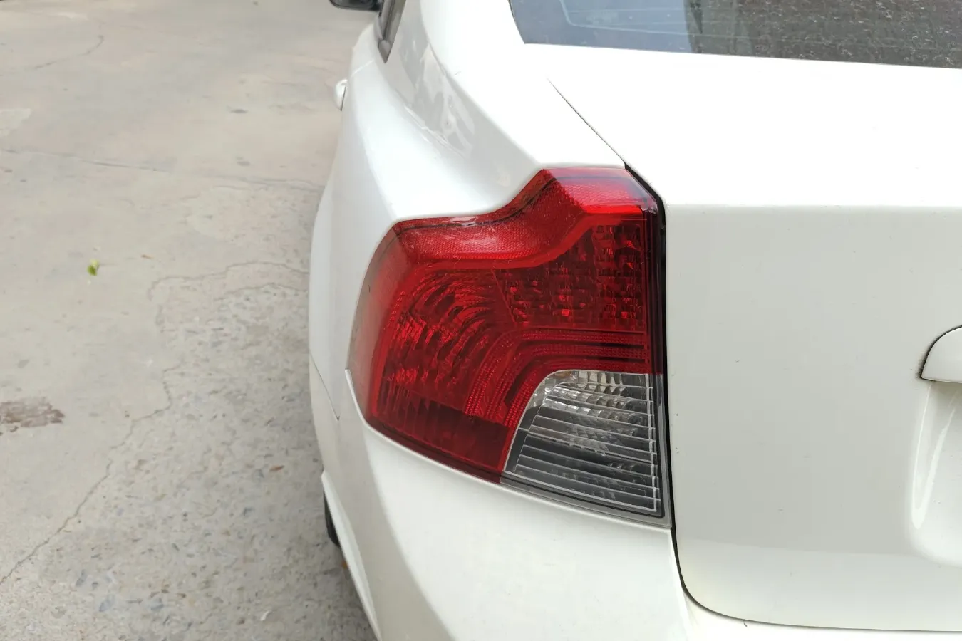 2011 Volvo S40 2.0L 141HP L4 6DCT,autocango,china used car exporter,china ev exporter,chinese used car exporter,chinese used ev exporter