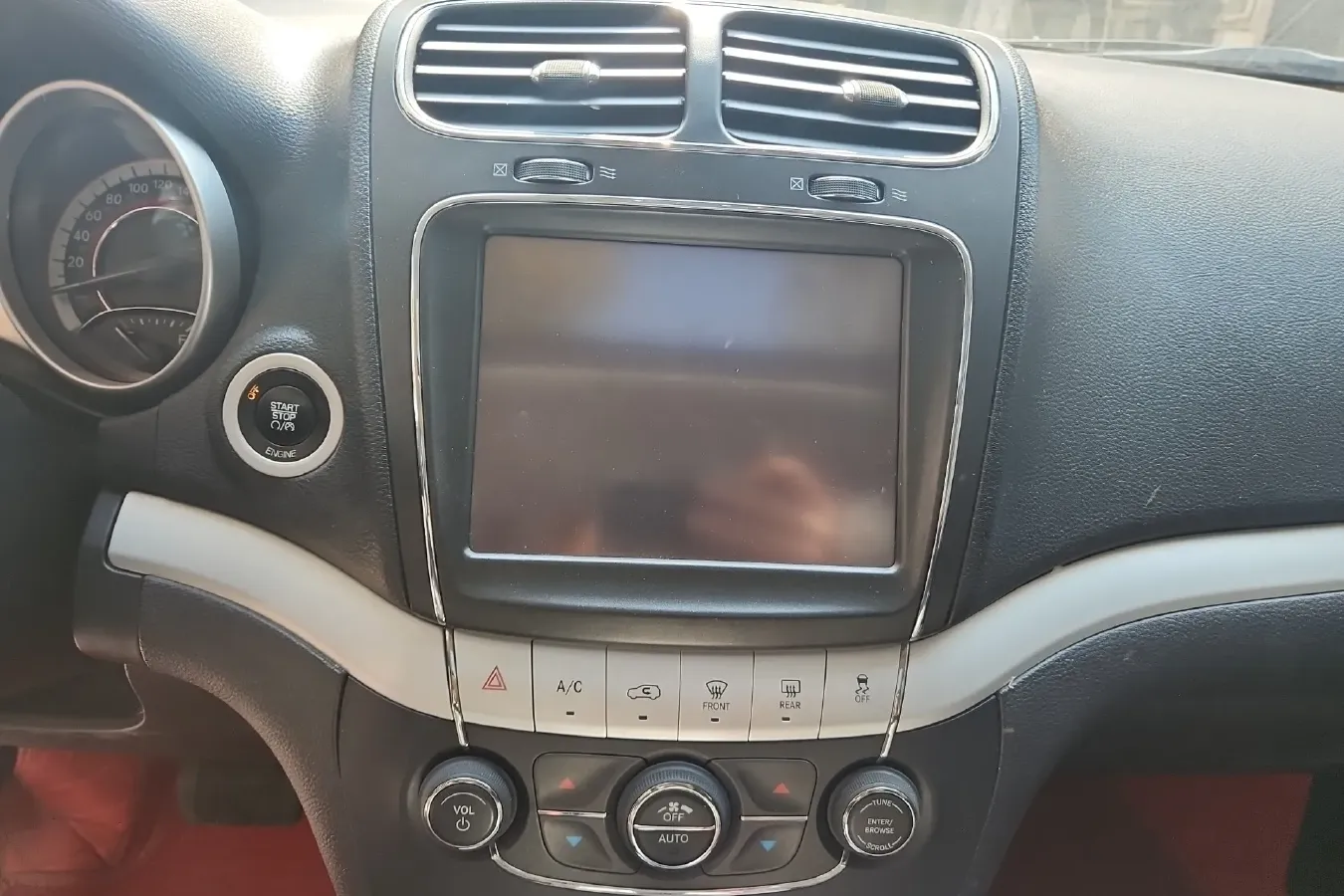 2013 Dodge JCUV 2.4L 170HP L4 6AT,autocango,china used car exporter,china ev exporter,chinese used car exporter,chinese used ev exporter