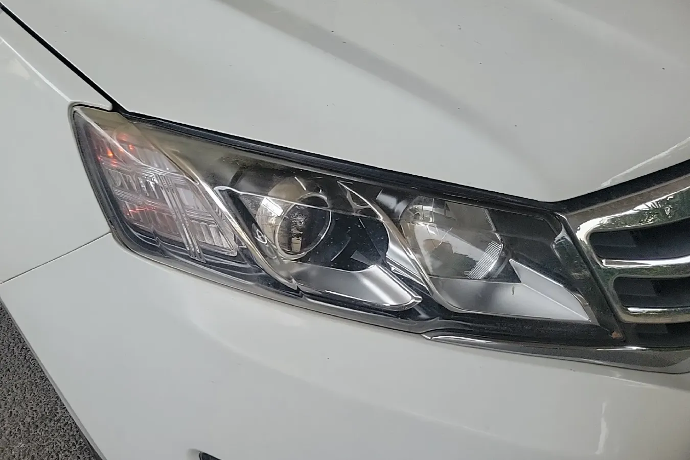 2016 Landwind X5 1.5T 150HP L4 CVT,autocango,china used car exporter,china ev exporter,chinese used car exporter,chinese used ev exporter