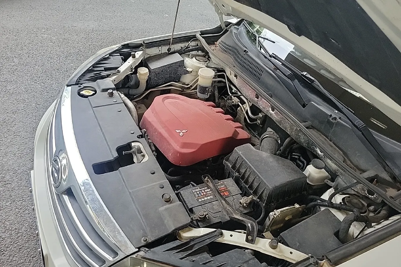 2016 Landwind X5 1.5T 150HP L4 CVT,autocango,china used car exporter,china ev exporter,chinese used car exporter,chinese used ev exporter