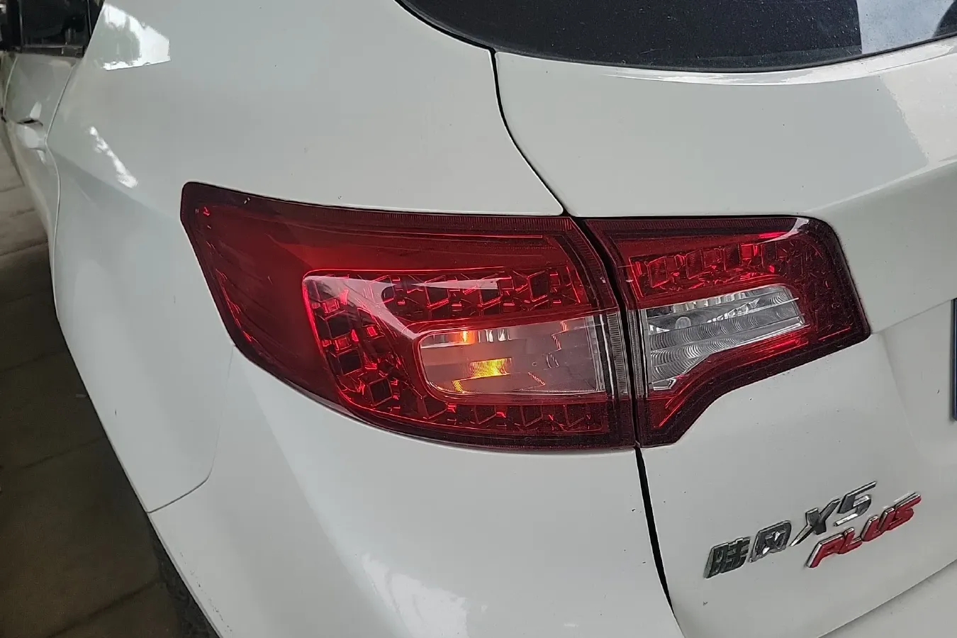 2016 Landwind X5 1.5T 150HP L4 CVT,autocango,china used car exporter,china ev exporter,chinese used car exporter,chinese used ev exporter