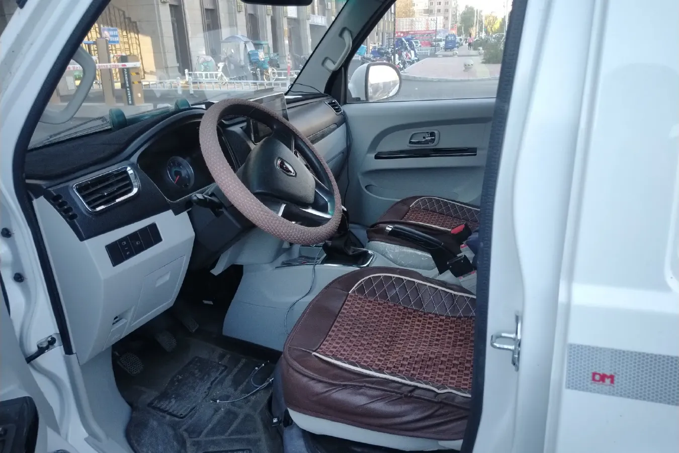 2023 JinBei New Sea Lion S 1.5L 102HP L4 5MT,autocango,china used car exporter,china ev exporter,chinese used car exporter,chinese used ev exporter