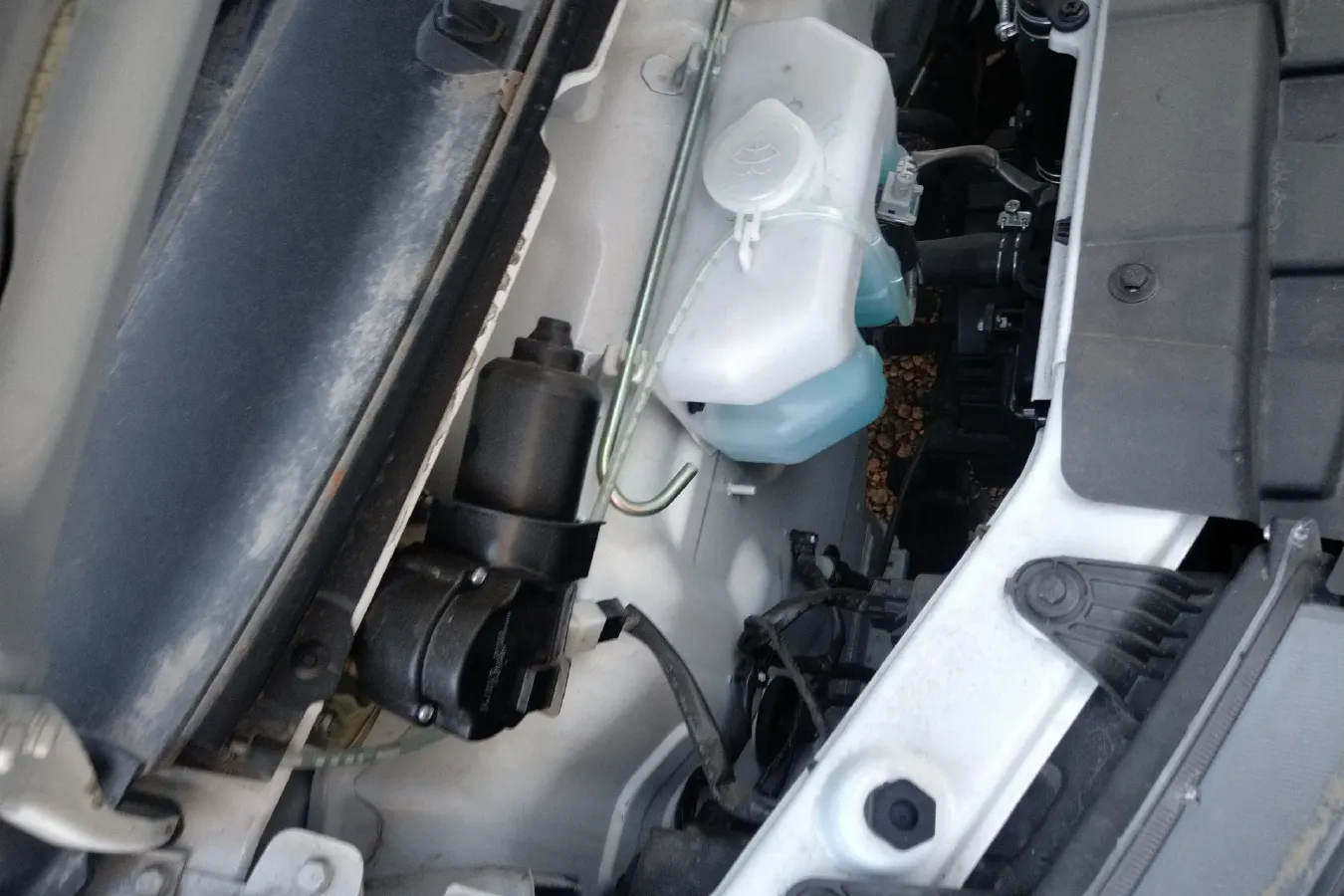 2023 JinBei New Sea Lion S 1.5L 102HP L4 5MT,autocango,china used car exporter,china ev exporter,chinese used car exporter,chinese used ev exporter