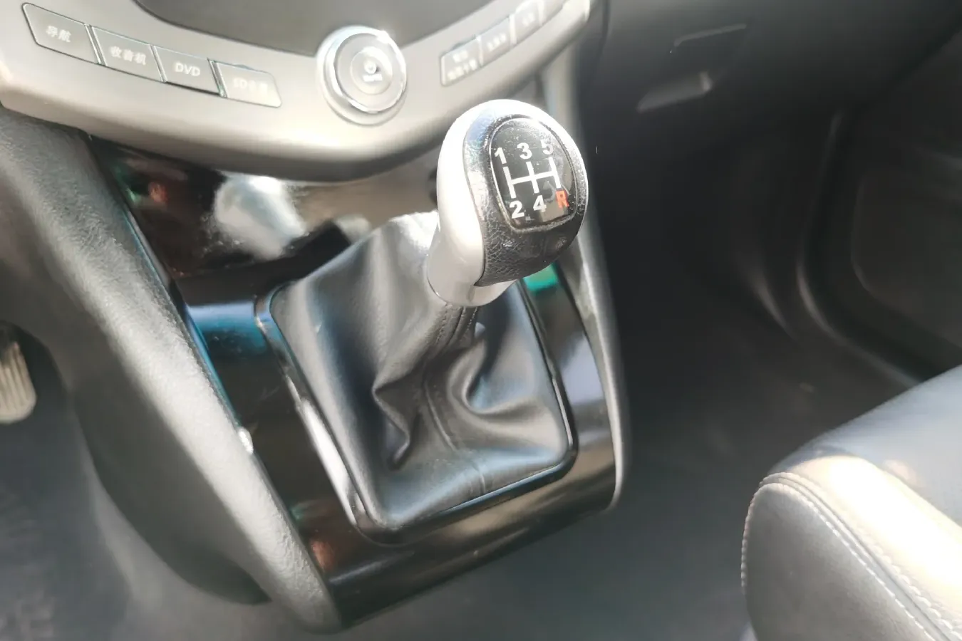 2014 BYD S6 2.0L 140HP L4 5MT,autocango,china used car exporter,china ev exporter,chinese used car exporter,chinese used ev exporter