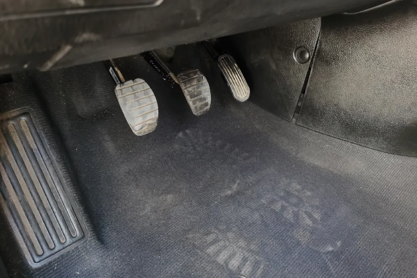 2014 BYD S6 2.0L 140HP L4 5MT,autocango,china used car exporter,china ev exporter,chinese used car exporter,chinese used ev exporter