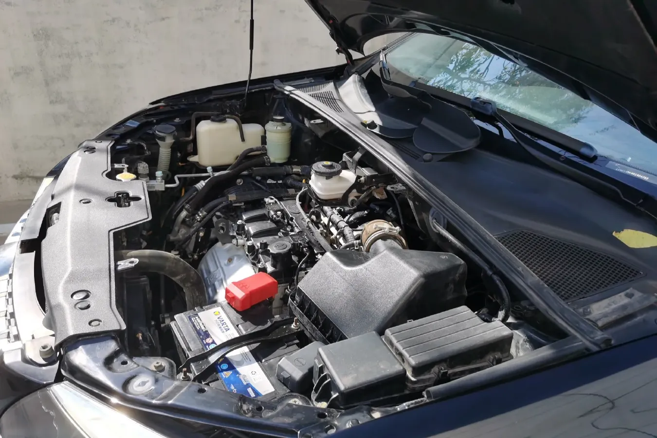 2014 BYD S6 2.0L 140HP L4 5MT,autocango,china used car exporter,china ev exporter,chinese used car exporter,chinese used ev exporter