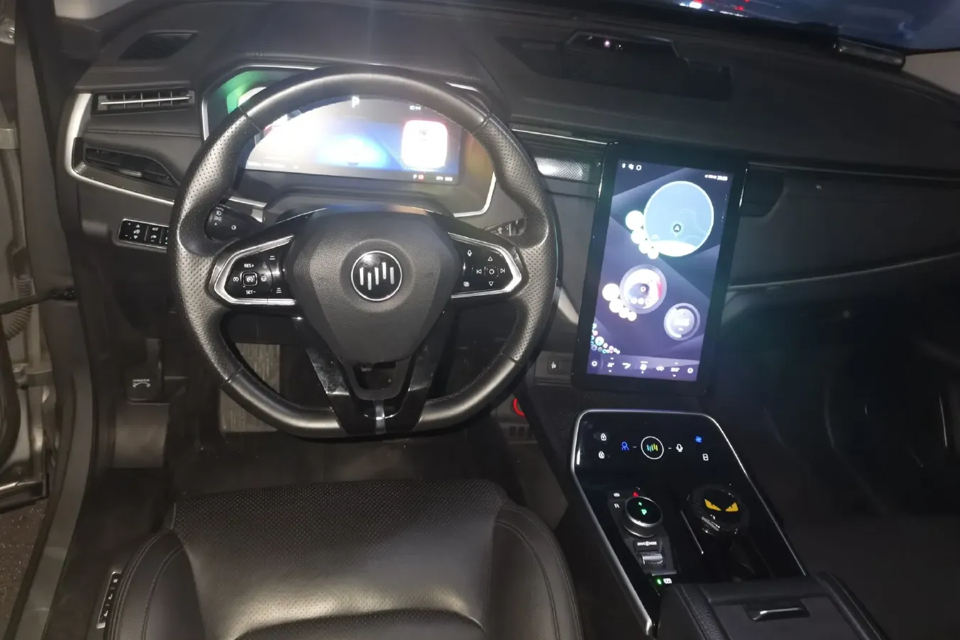 2020 Weltmeister EX6 BEV,autocango,china used car exporter,china ev exporter,chinese used car exporter,chinese used ev exporter