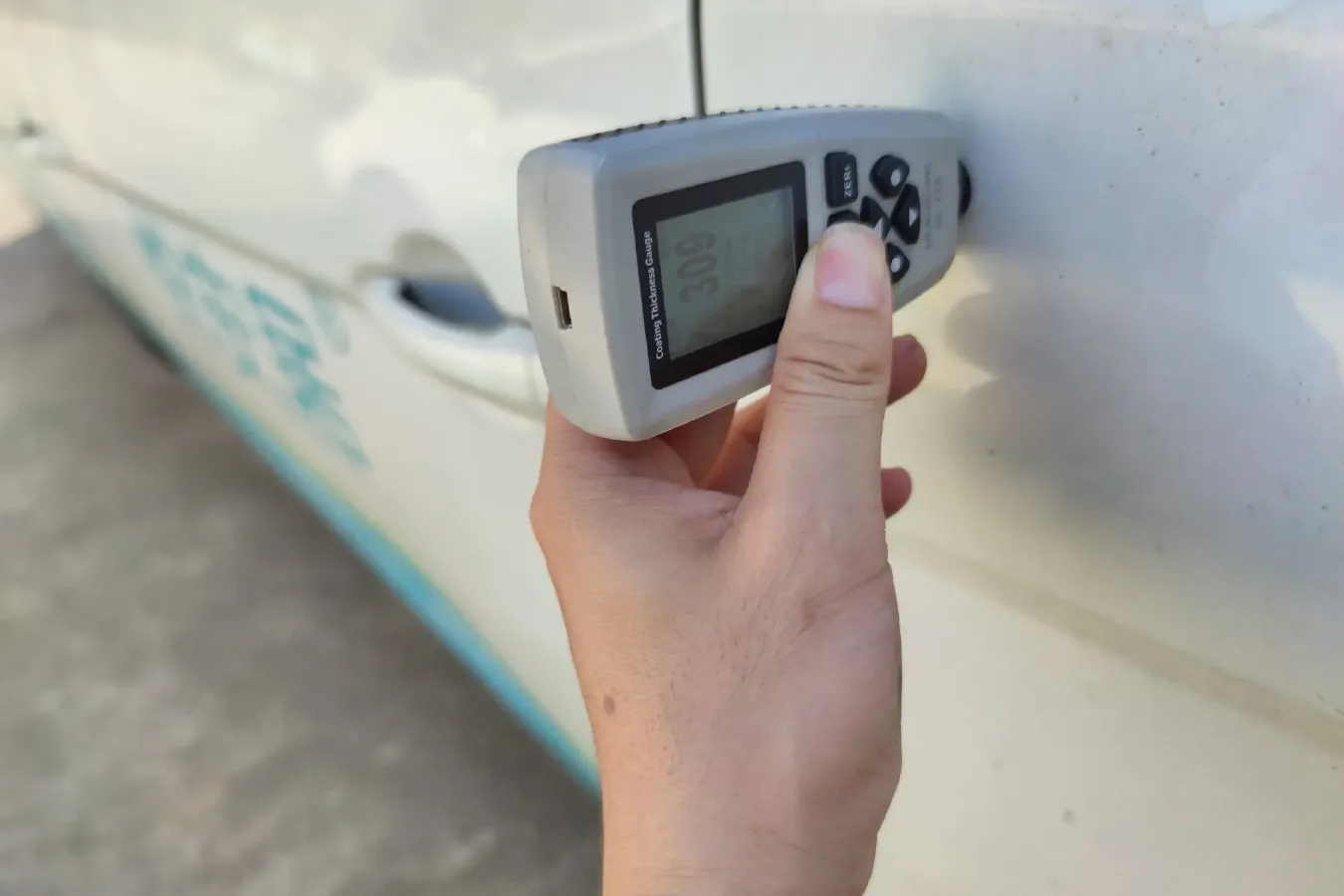 2017 Venucia M50V 1.6L 124HP L4 CVT,autocango,china used car exporter,china ev exporter,chinese used car exporter,chinese used ev exporter