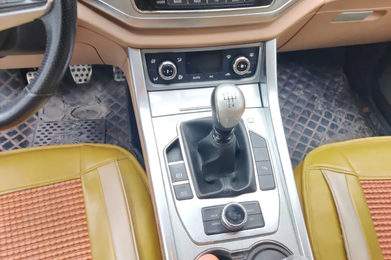 2017 Yema T80 1.5T 150HP L4 5MT,autocango,china used car exporter,china ev exporter,chinese used car exporter,chinese used ev exporter