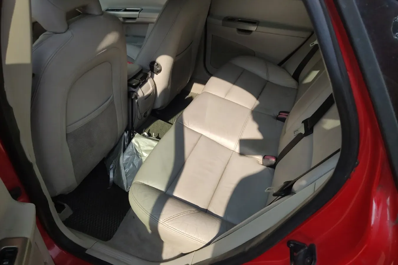 2009 Volvo S40 2.0L 141HP L4 6DCT,autocango,china used car exporter,china ev exporter,chinese used car exporter,chinese used ev exporter