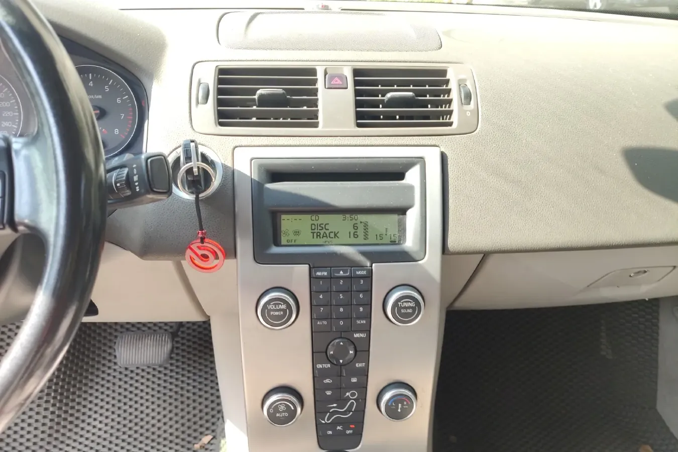 2009 Volvo S40 2.0L 141HP L4 6DCT,autocango,china used car exporter,china ev exporter,chinese used car exporter,chinese used ev exporter