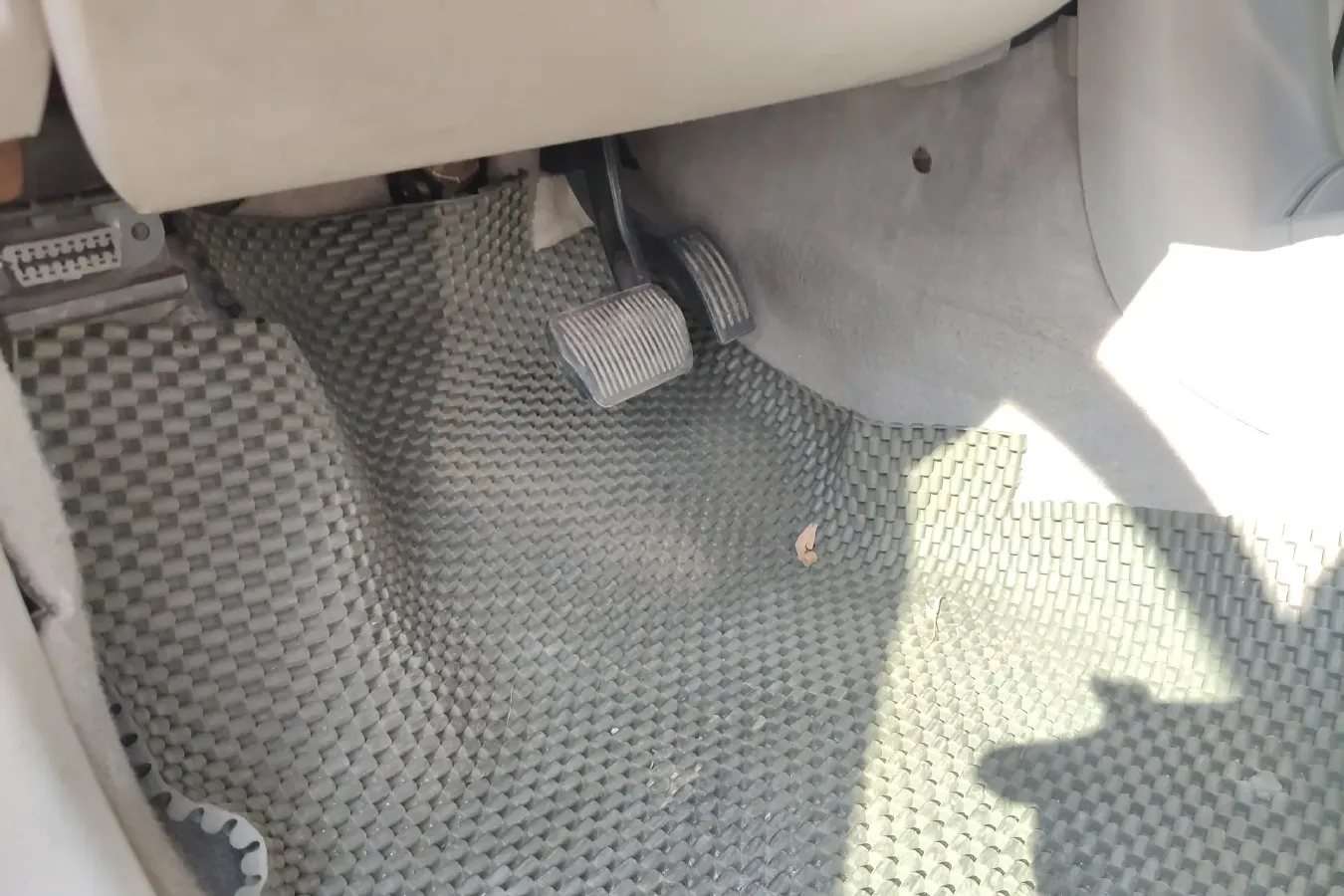 2009 Volvo S40 2.0L 141HP L4 6DCT,autocango,china used car exporter,china ev exporter,chinese used car exporter,chinese used ev exporter