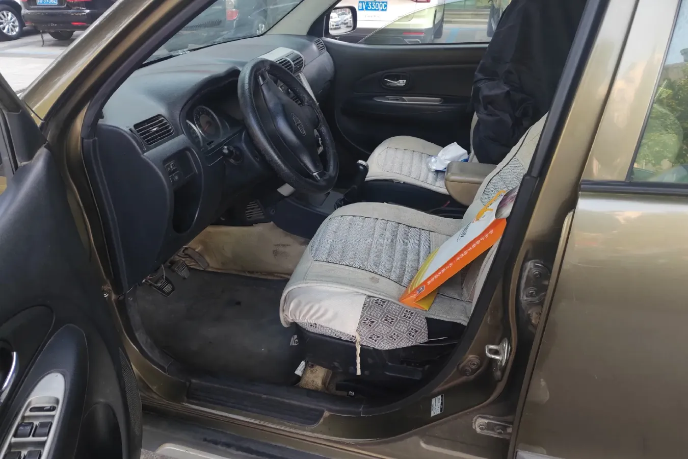 2011 FAW Senia S80 1.5L 109HP L4 5MT,autocango,china used car exporter,china ev exporter,chinese used car exporter,chinese used ev exporter