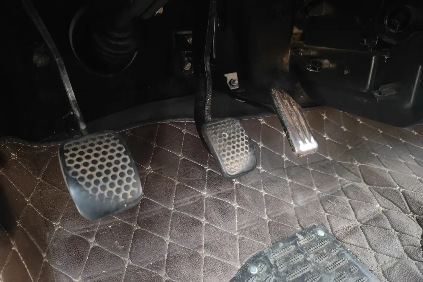 2017 JinBei T5 1.5L 109HP L4 5MT,autocango,china used car exporter,china ev exporter,chinese used car exporter,chinese used ev exporter