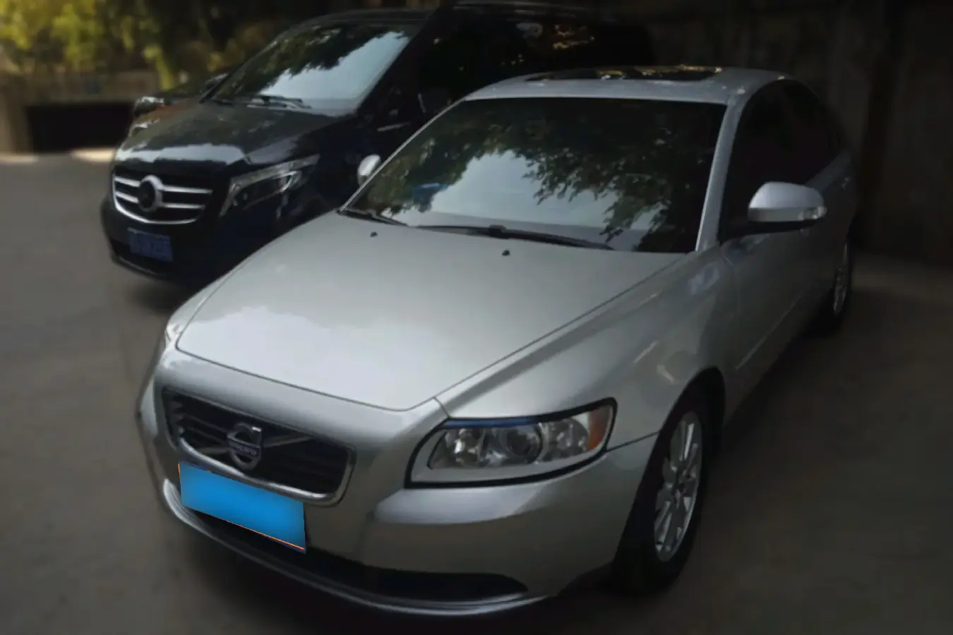 2010 Volvo S40 2.0L 141HP L4 6DCT