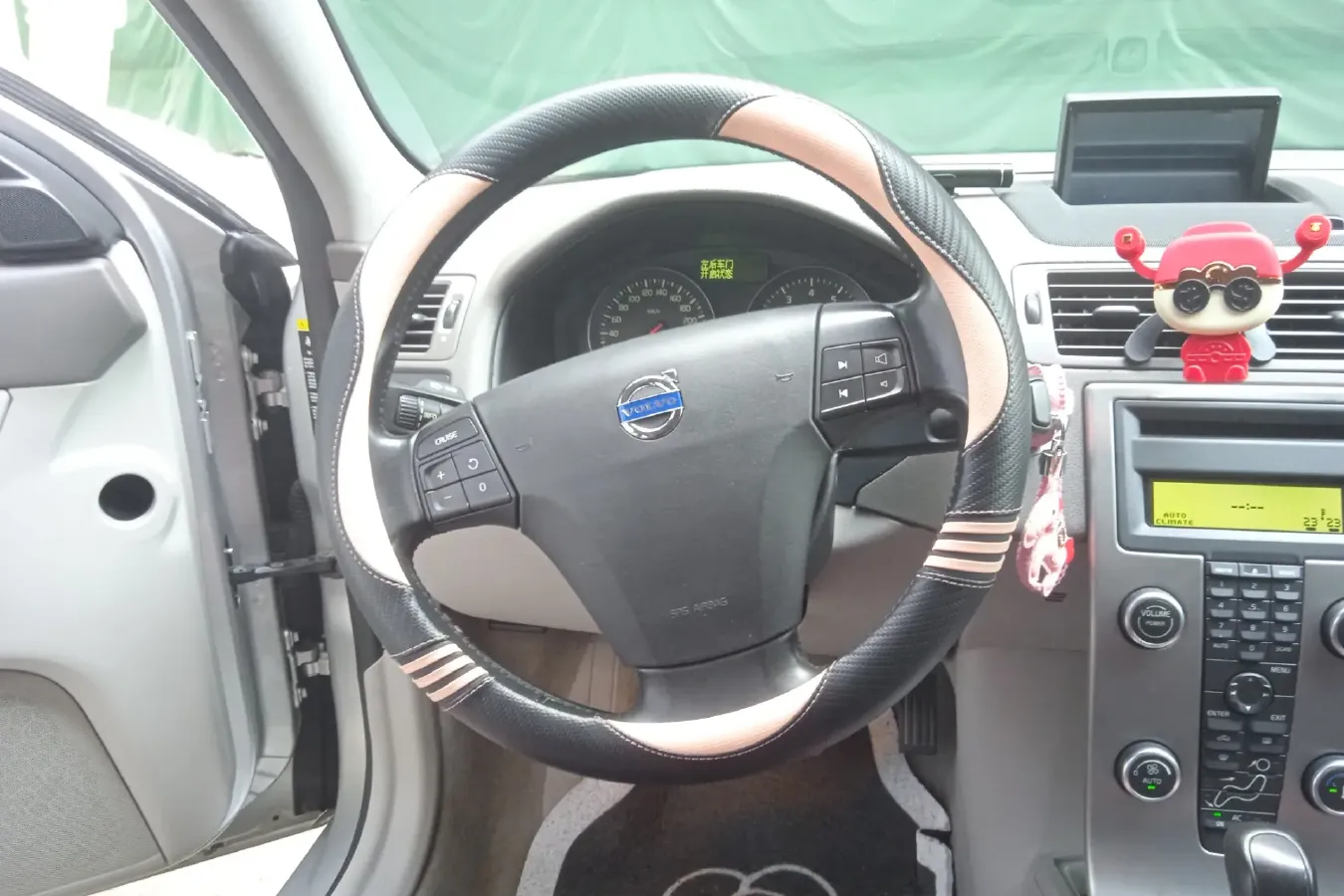 2010 Volvo S40 2.0L 141HP L4 6DCT,autocango,china used car exporter,china ev exporter,chinese used car exporter,chinese used ev exporter