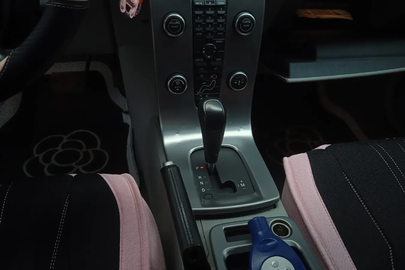 2010 Volvo S40 2.0L 141HP L4 6DCT,autocango,china used car exporter,china ev exporter,chinese used car exporter,chinese used ev exporter