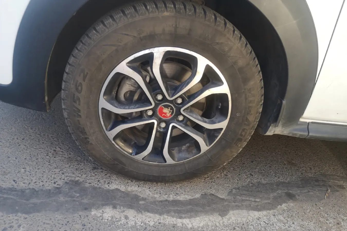 2016 DongFeng Forthing Joyear X3 1.5L 120HP L4 5MT,autocango,china used car exporter,china ev exporter,chinese used car exporter,chinese used ev exporter