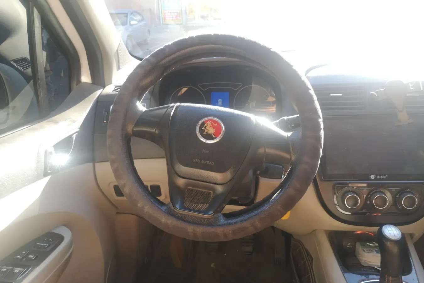 2016 DongFeng Forthing Joyear X3 1.5L 120HP L4 5MT,autocango,china used car exporter,china ev exporter,chinese used car exporter,chinese used ev exporter