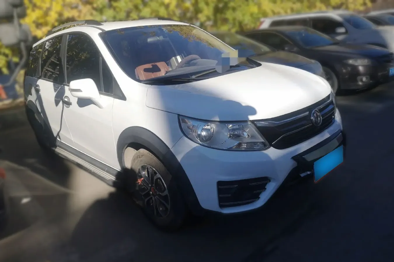 2016 DongFeng Forthing Joyear X3 1.5L 120HP L4 5MT,autocango,china used car exporter,china ev exporter,chinese used car exporter,chinese used ev exporter