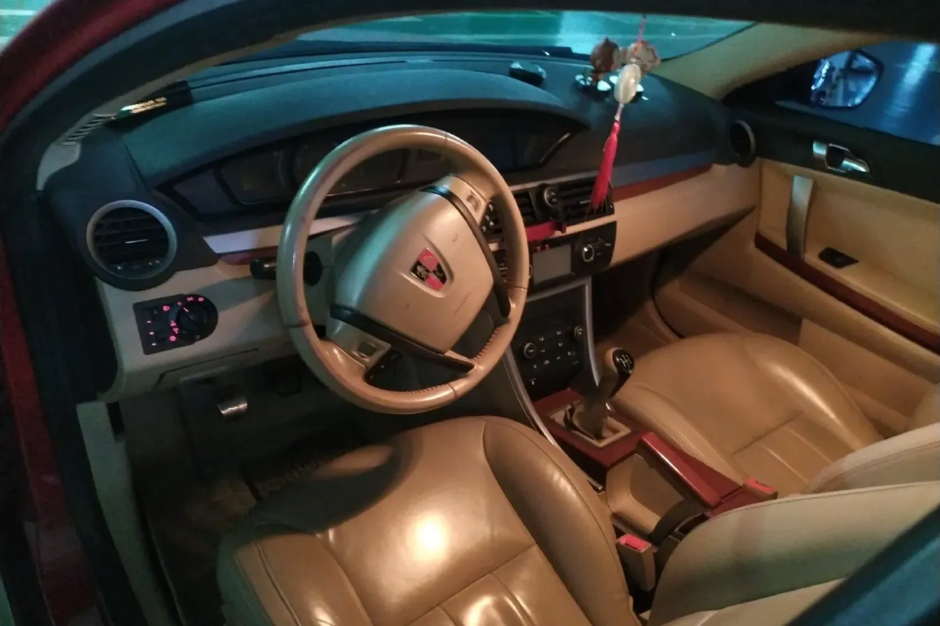 2012 Roewe 550 1.8L 133HP L4 5MT,autocango,china used car exporter,china ev exporter,chinese used car exporter,chinese used ev exporter