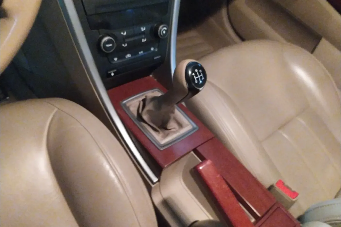 2012 Roewe 550 1.8L 133HP L4 5MT,autocango,china used car exporter,china ev exporter,chinese used car exporter,chinese used ev exporter