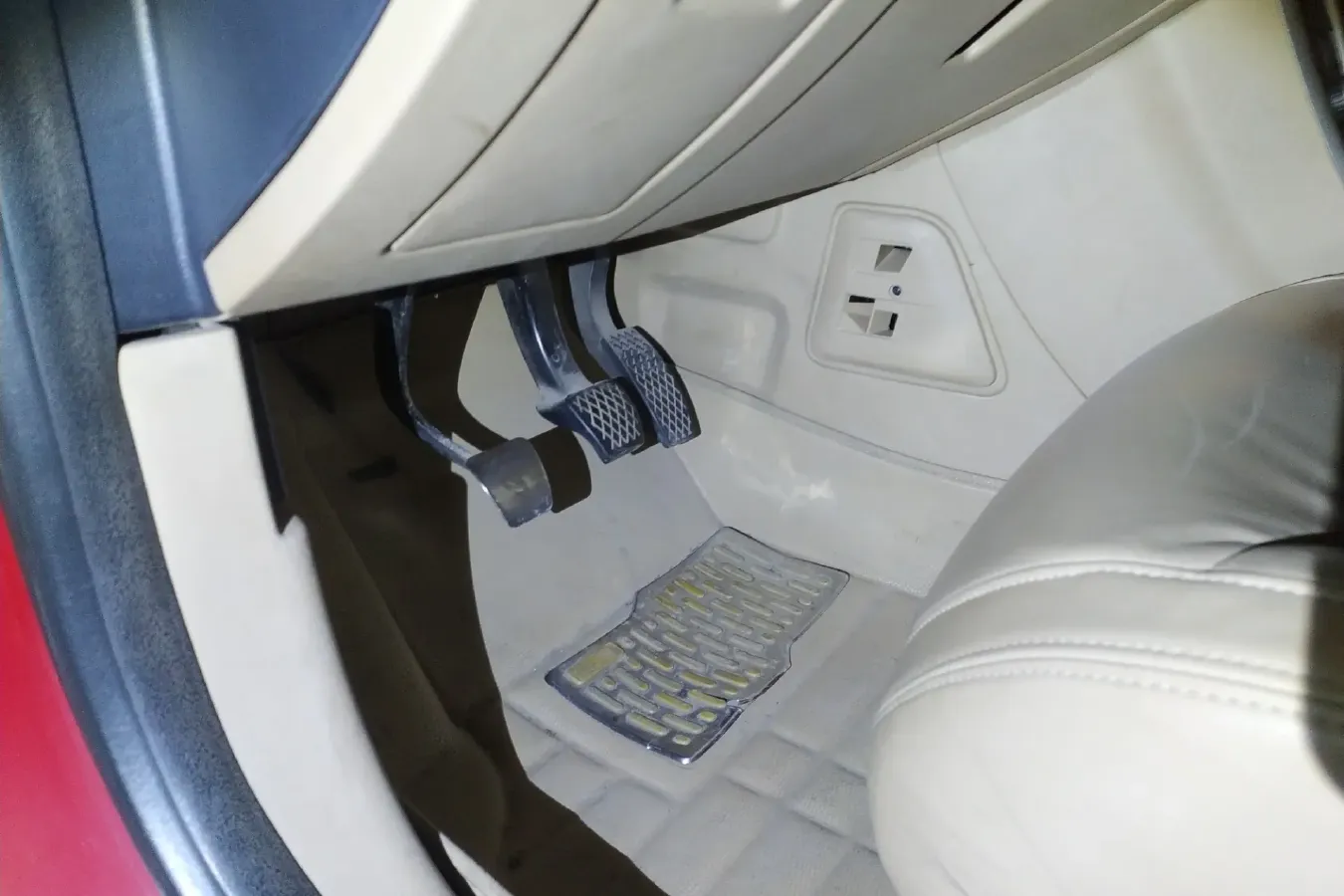 2012 Roewe 550 1.8L 133HP L4 5MT,autocango,china used car exporter,china ev exporter,chinese used car exporter,chinese used ev exporter