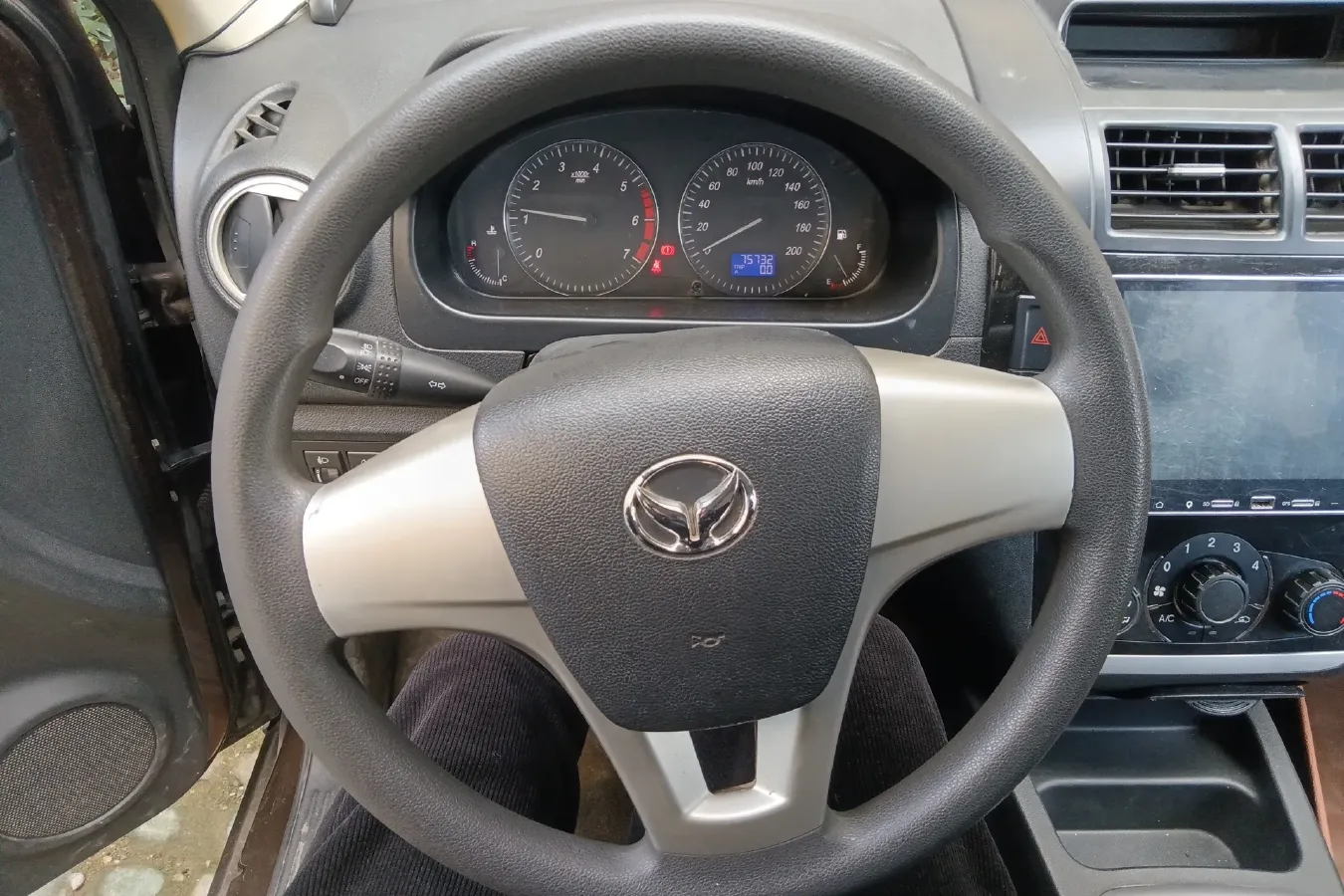 2016 BAIC Hyosow H2 1.5L 102HP L4 5MT,autocango,china used car exporter,china ev exporter,chinese used car exporter,chinese used ev exporter