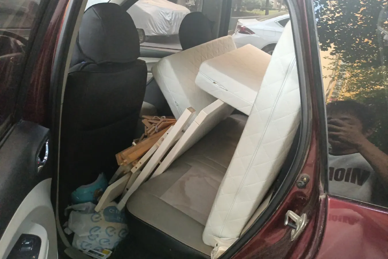 2016 DongFeng Forthing Joyear X3 1.5L 120HP L4 5MT,autocango,china used car exporter,china ev exporter,chinese used car exporter,chinese used ev exporter