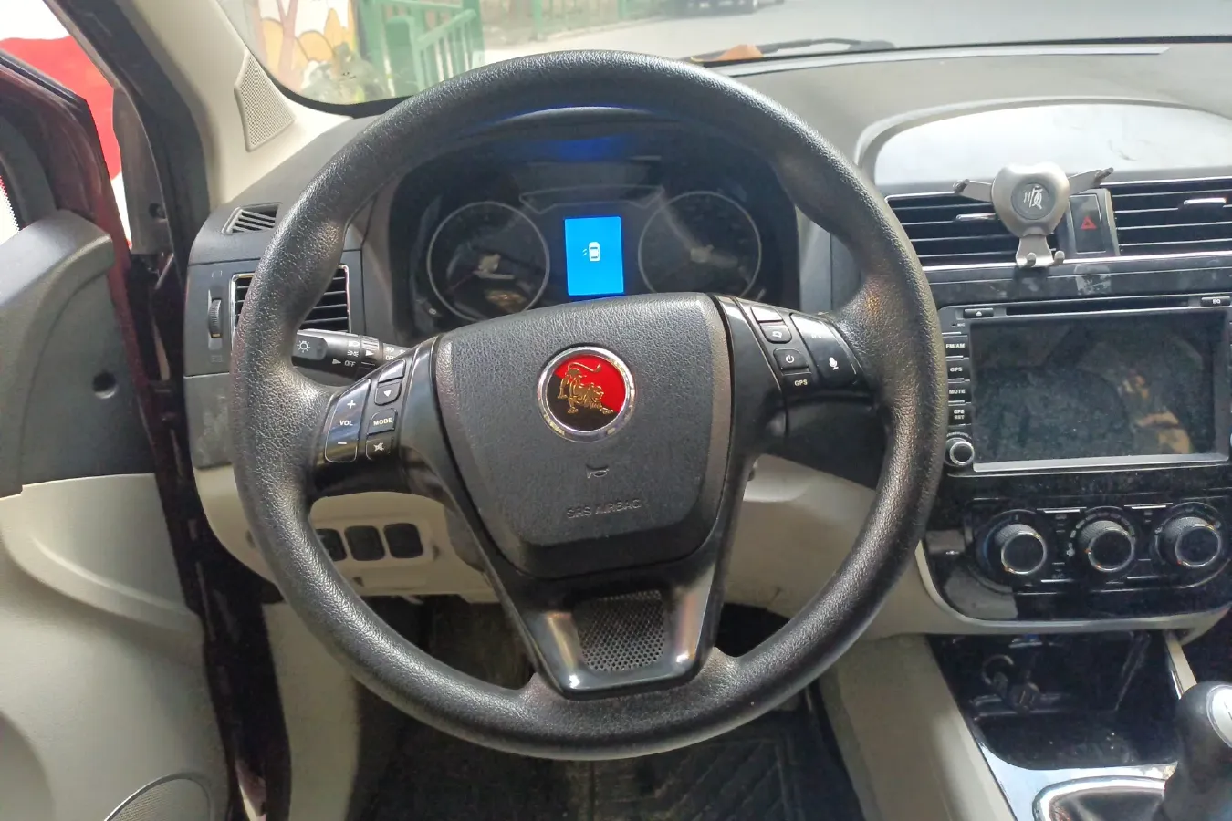 2016 DongFeng Forthing Joyear X3 1.5L 120HP L4 5MT,autocango,china used car exporter,china ev exporter,chinese used car exporter,chinese used ev exporter