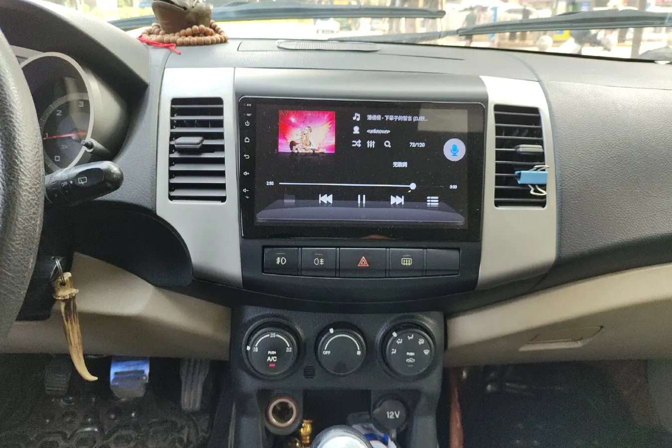 2012 Landwind X8 2.4L 160HP L4 5MT,autocango,china used car exporter,china ev exporter,chinese used car exporter,chinese used ev exporter