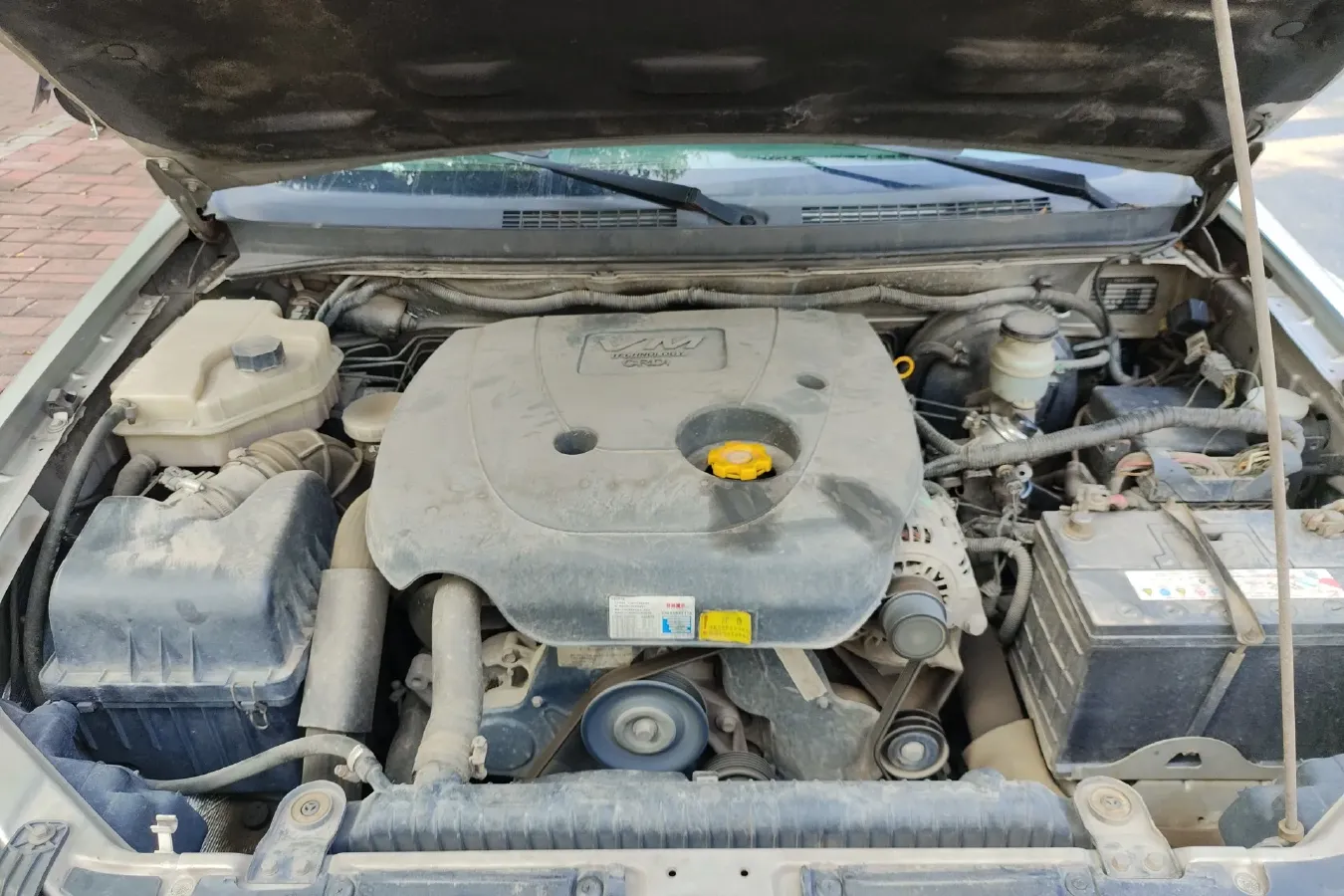 2012 Landwind X8 2.4L 160HP L4 5MT,autocango,china used car exporter,china ev exporter,chinese used car exporter,chinese used ev exporter