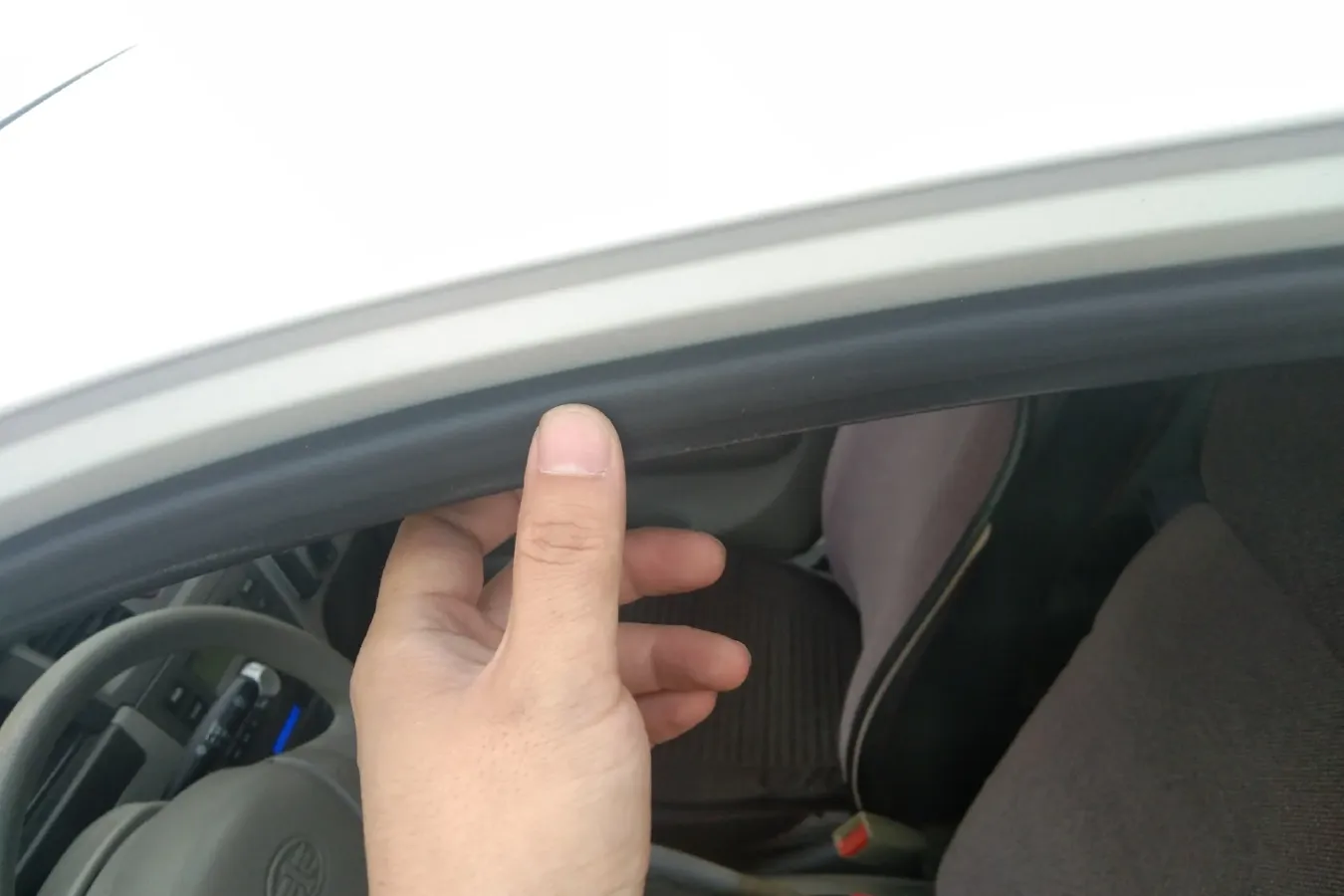 2011 FAW XiaLi N5 1.3L 91HP L4 5MT,autocango,china used car exporter,china ev exporter,chinese used car exporter,chinese used ev exporter