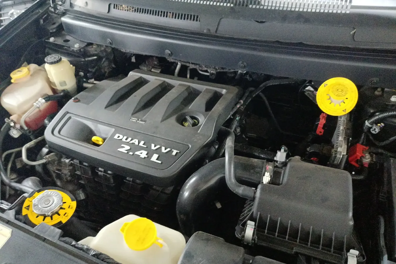 2013 Fiat Freemont 2.4L 170HP L4 6AT,autocango,china used car exporter,china ev exporter,chinese used car exporter,chinese used ev exporter