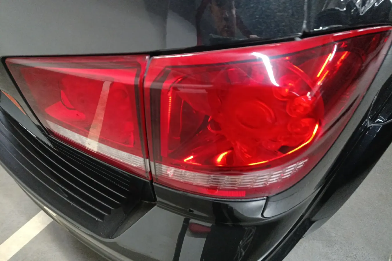 2013 Fiat Freemont 2.4L 170HP L4 6AT,autocango,china used car exporter,china ev exporter,chinese used car exporter,chinese used ev exporter