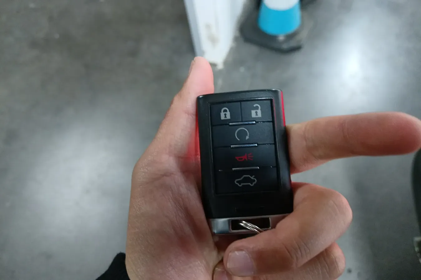 2011 Cadillac SLS 2.0T 262HP L4 6AT,autocango,china used car exporter,china ev exporter,chinese used car exporter,chinese used ev exporter