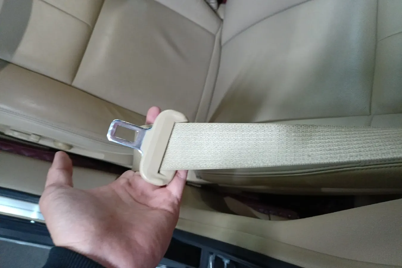 2011 Cadillac SLS 2.0T 262HP L4 6AT,autocango,china used car exporter,china ev exporter,chinese used car exporter,chinese used ev exporter