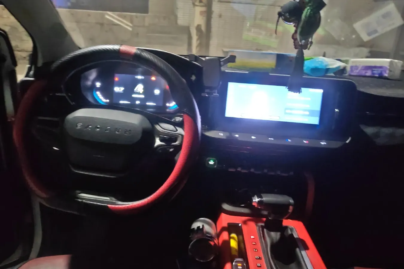 2019 BaoJun RM-5 1.5T 147HP L4 CVT,autocango,china used car exporter,china ev exporter,chinese used car exporter,chinese used ev exporter