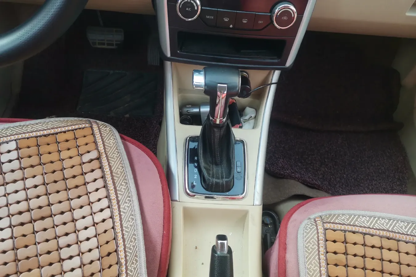 2015 BeiJing Auto Senova D20 1.5L 116HP L4 4AT,autocango,china used car exporter,china ev exporter,chinese used car exporter,chinese used ev exporter