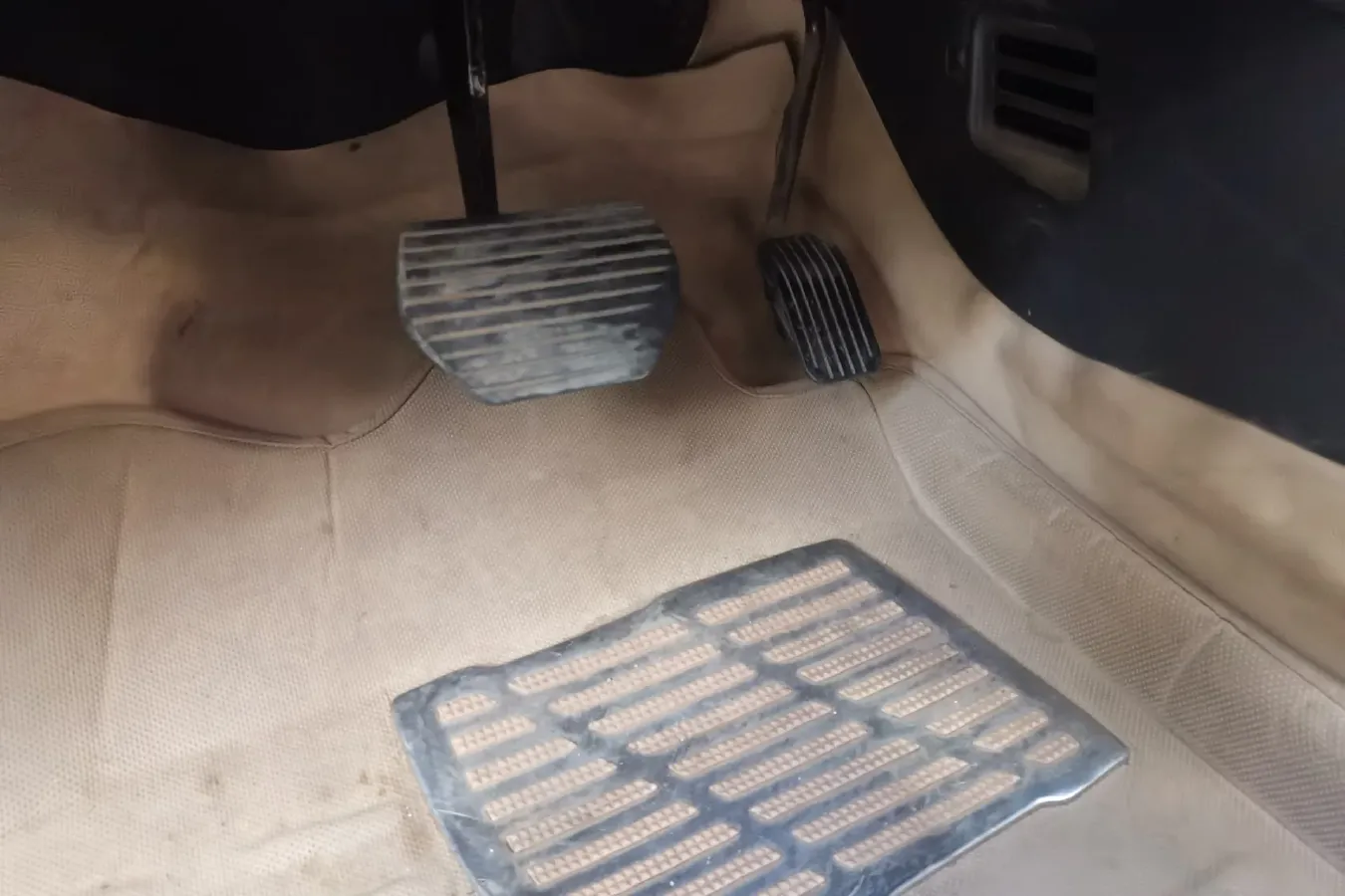 2013 DongFeng Aeolus H30 1.5L 116HP L4 4AT,autocango,china used car exporter,china ev exporter,chinese used car exporter,chinese used ev exporter