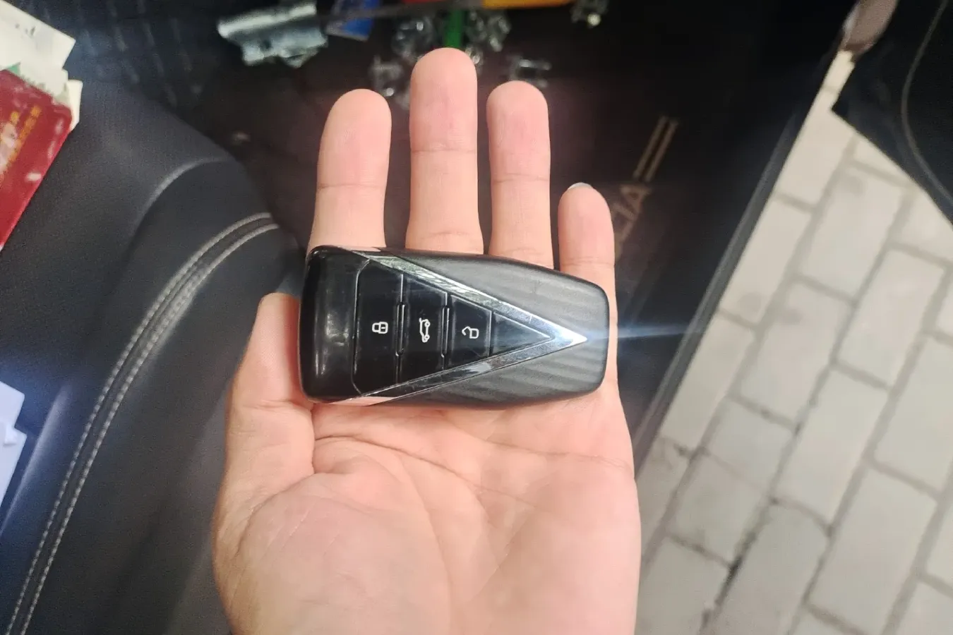 2021 Venucia Star 1.5T 190HP L4 7DCT,autocango,china used car exporter,china ev exporter,chinese used car exporter,chinese used ev exporter