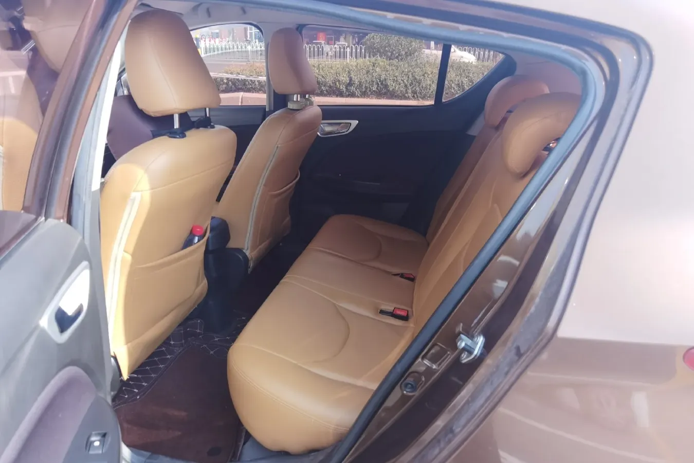 2015 FAW Jumpal D60 1.5L 102HP L4 5MT,autocango,china used car exporter,china ev exporter,chinese used car exporter,chinese used ev exporter