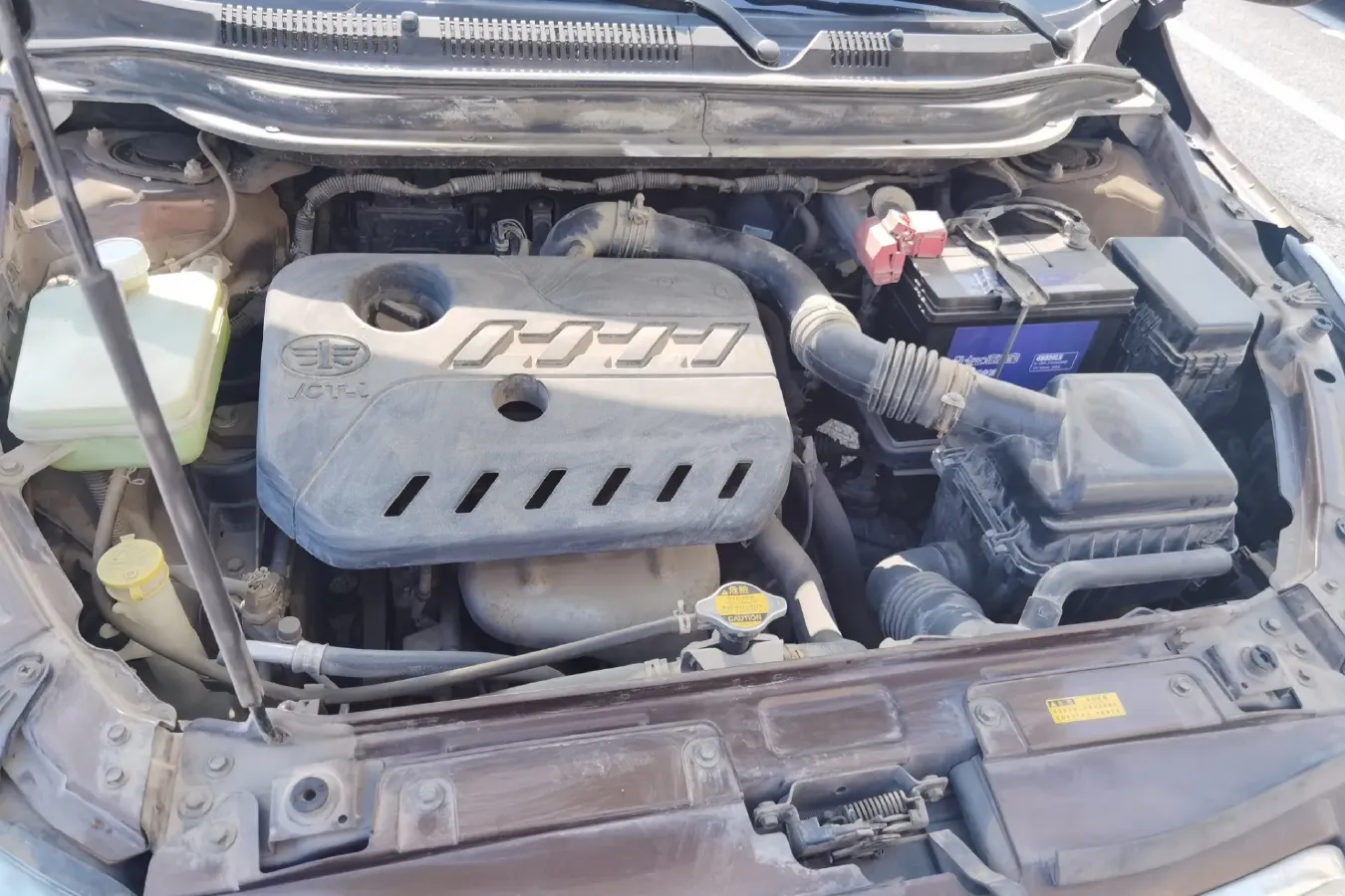 2015 FAW Jumpal D60 1.5L 102HP L4 5MT,autocango,china used car exporter,china ev exporter,chinese used car exporter,chinese used ev exporter