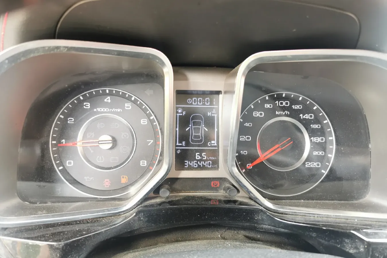 2015 Zotye Damy X5 1.5T 150HP L4 5MT,autocango,china used car exporter,china ev exporter,chinese used car exporter,chinese used ev exporter