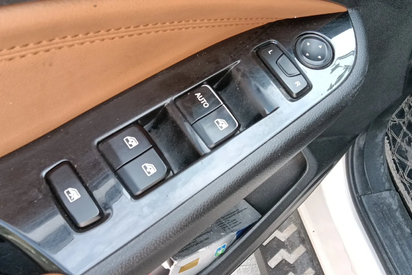 2018 WuLing HongGuang S3 1.5L 112HP L4 6MT,autocango,china used car exporter,china ev exporter,chinese used car exporter,chinese used ev exporter