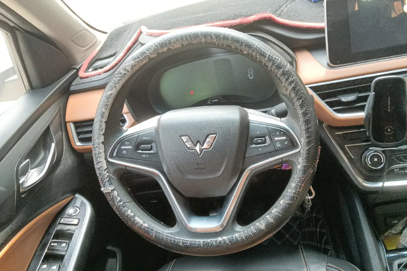 2018 WuLing HongGuang S3 1.5L 112HP L4 6MT,autocango,china used car exporter,china ev exporter,chinese used car exporter,chinese used ev exporter