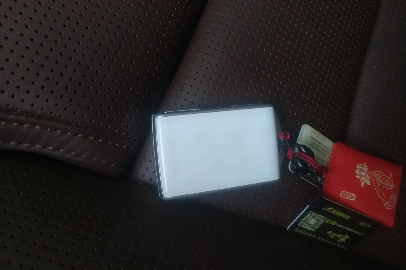 2021 Volvo XC60 2.0T 303HP L4 8AT PHEV 11.6KWH,autocango,china used car exporter,china ev exporter,chinese used car exporter,chinese used ev exporter